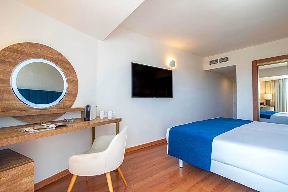 Hotel Costa Malaga - Adults Recommended - by Pierre & Vacances