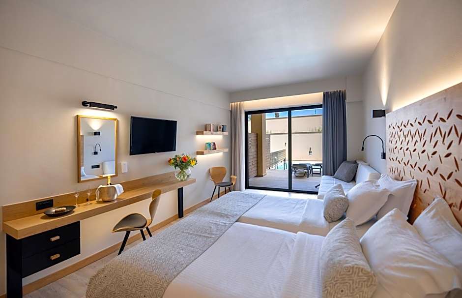 Atlantis Beach Hotel