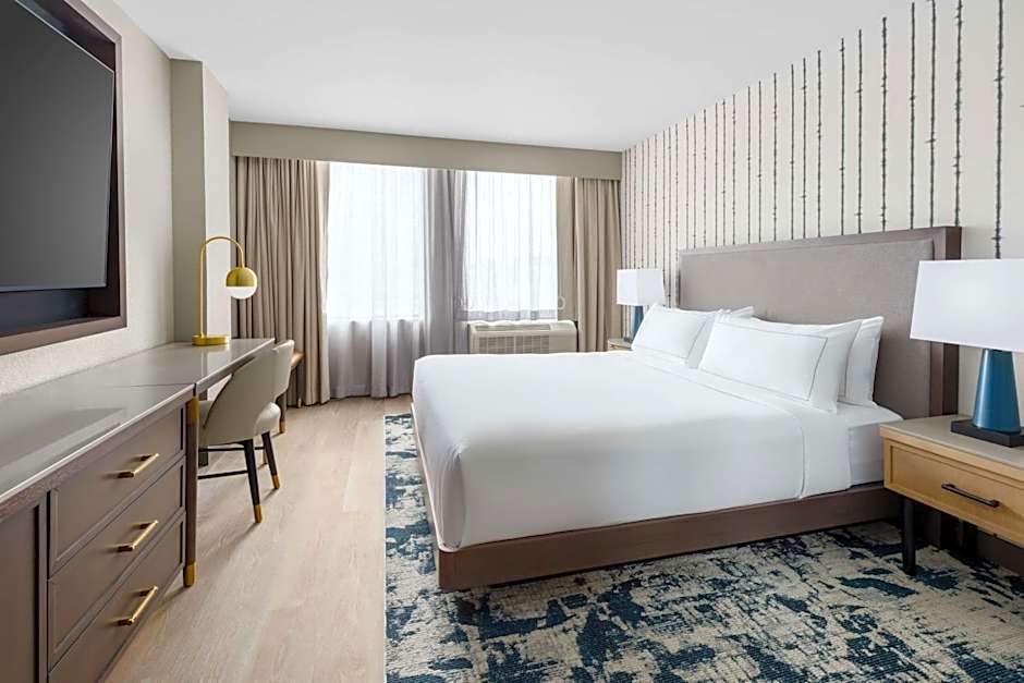 DoubleTree by Hilton Charlotte City Center