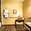 La Quinta Inn & Suites by Wyndham Marble Falls