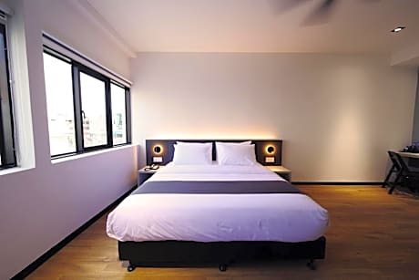 Premium King Room