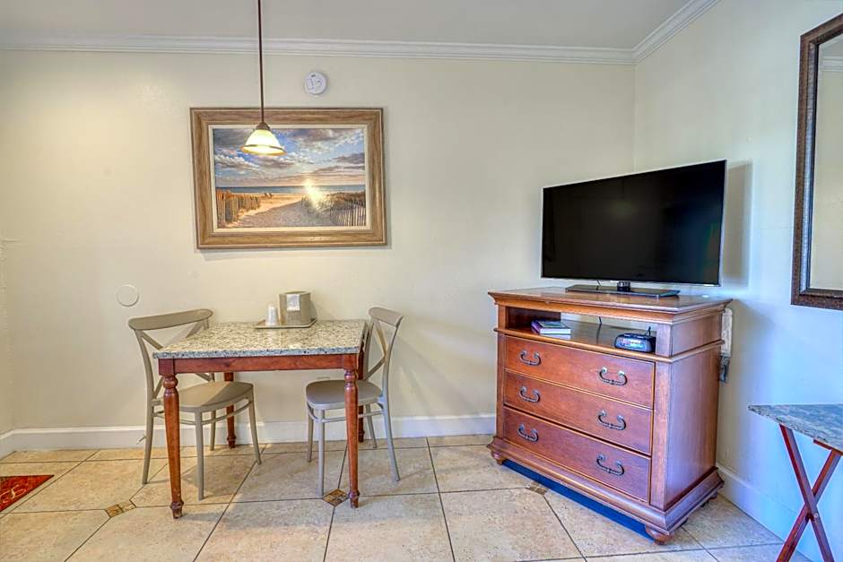 La Fiesta Ocean Inn And Suites