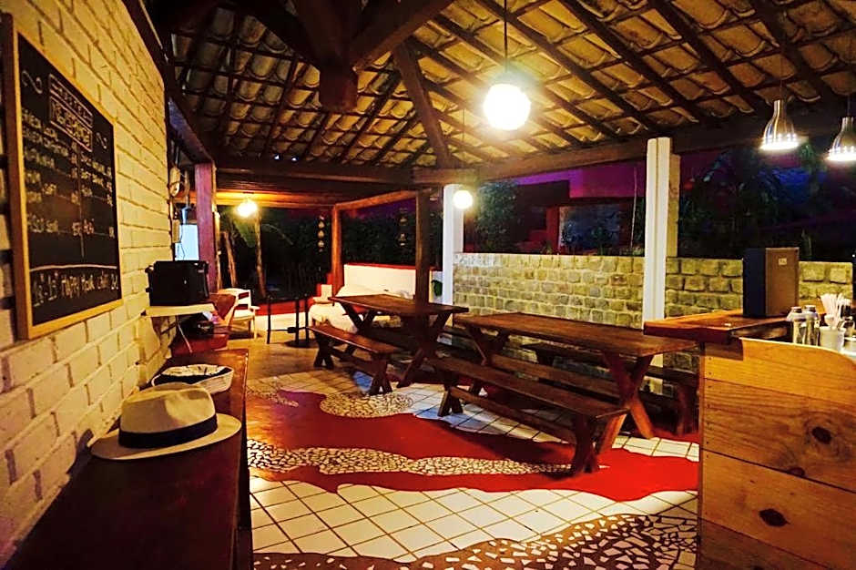 Novos Baianos Hostel e Pousada