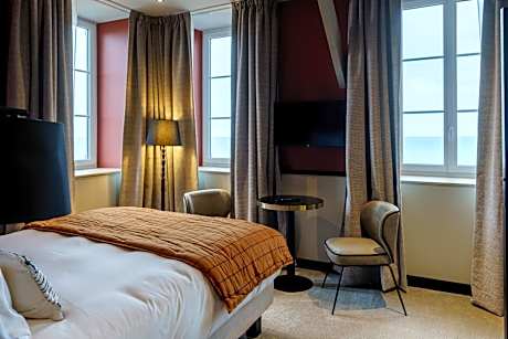 Family Room with Sea View