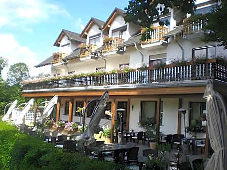 Landhotel Lembergblick