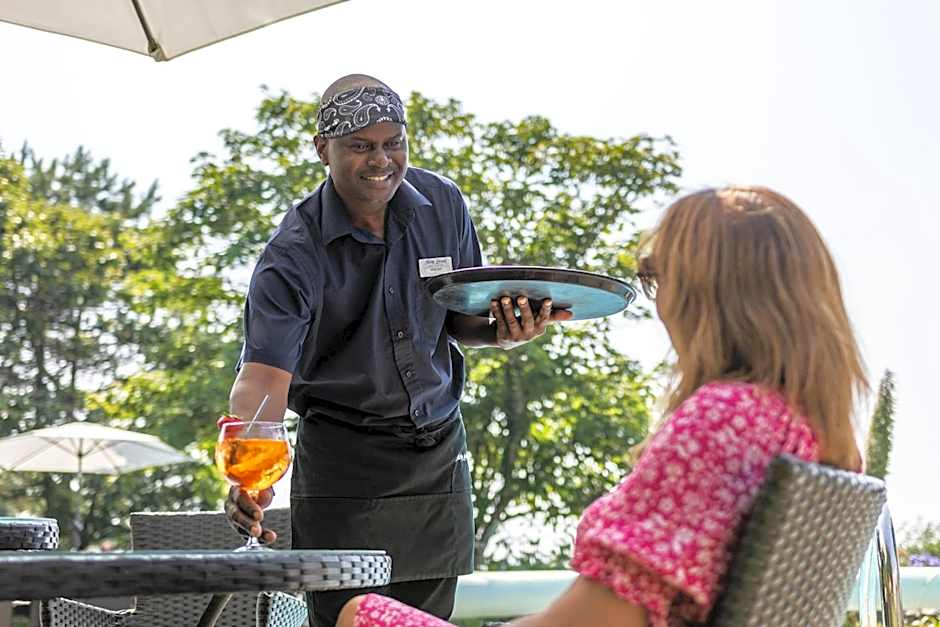 The White House Hotel