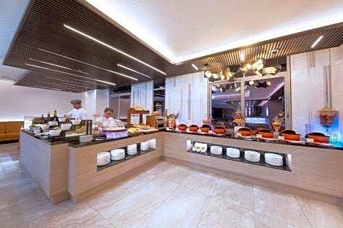 Zealax Hotel & Residence