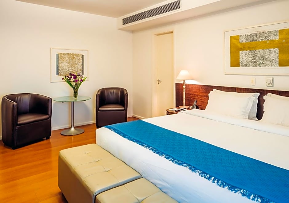 Own Ipanema Visconti