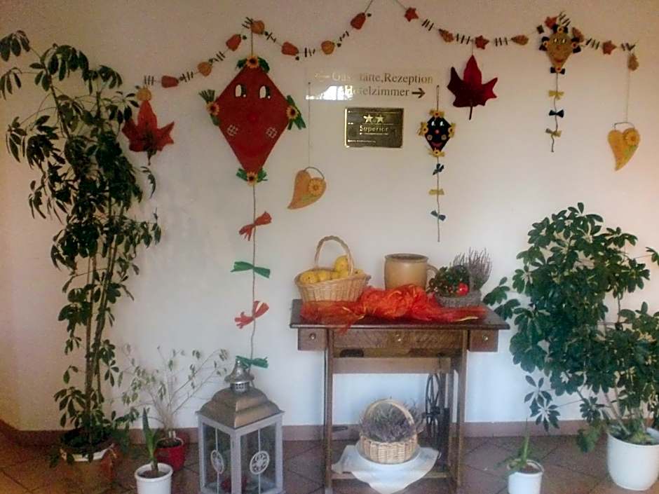 Hotel & Restaurant "Zum Firstenstein"