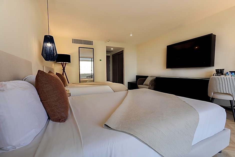 Dominican Fiesta Hotel