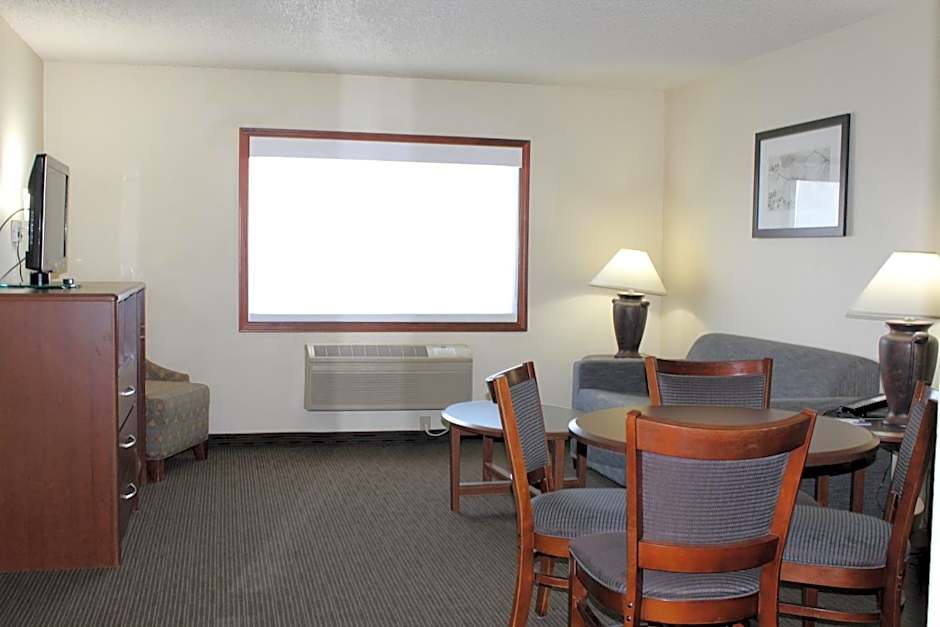 AmericInn by Wyndham Windsor Ft. Collins