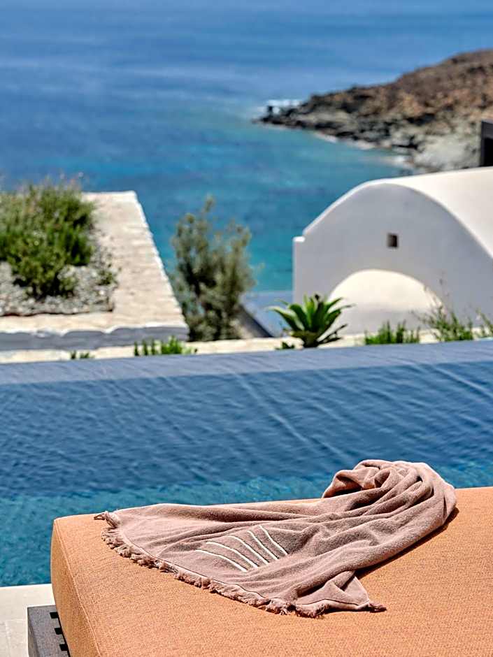 Odera, Tinos, Autograph Collection