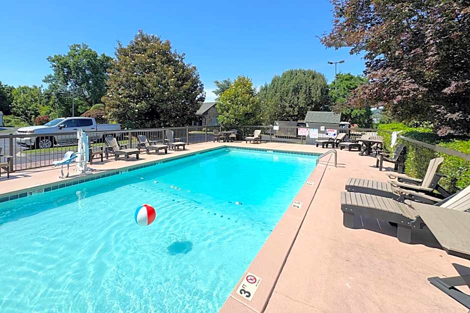 Baymont by Wyndham Sevierville Pigeon Forge