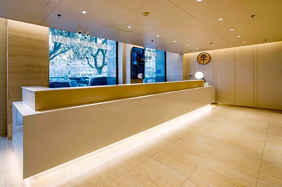 JI Hotel Dalian Qingniwa