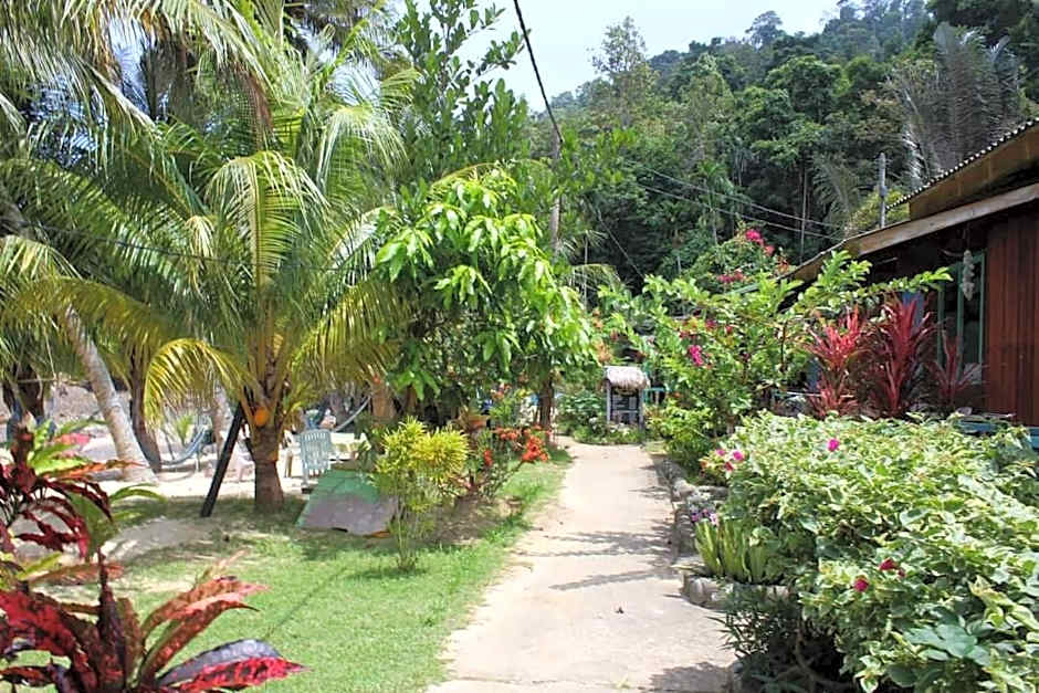 Ella's Place Salang Tioman