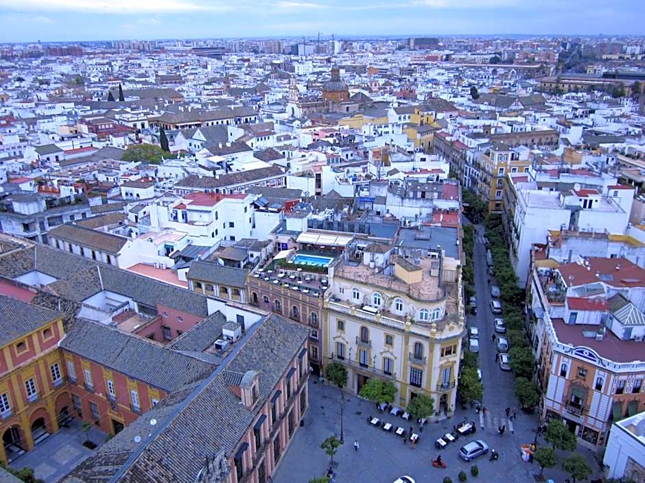 Hotel Virgen de los Reyes