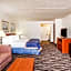 Baymont by Wyndham Hot Springs