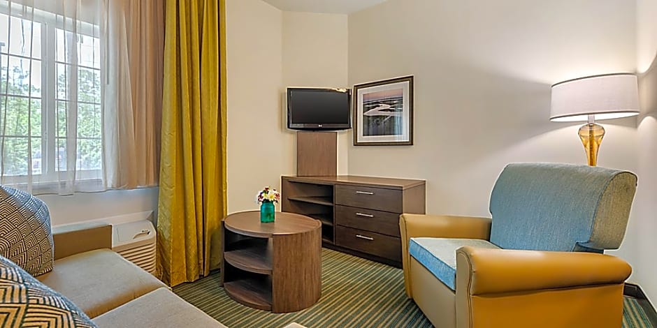 Candlewood Suites Fort Myers/Sanibel Gateway By IHG