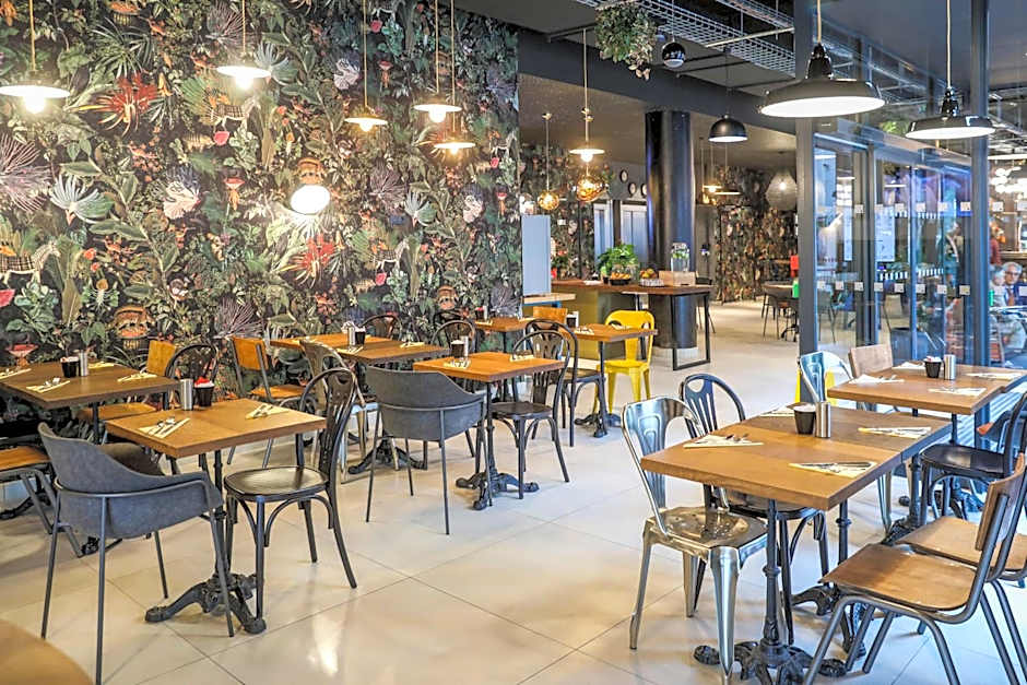 ibis Styles Puteaux Paris La Defense