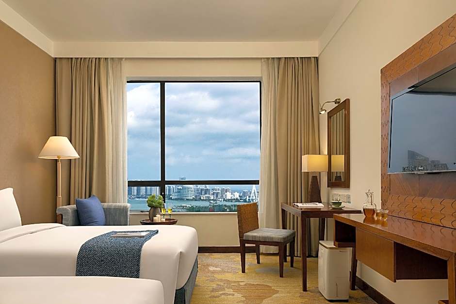Baohua Harbour View Hotel