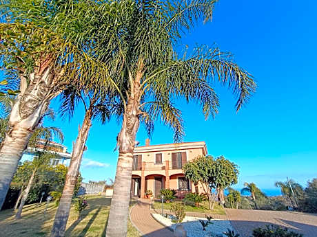 Villa Feluchia Tra Il Mare E Il Vulcano