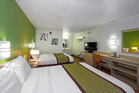 Standard Queen Room with Two Queen Beds