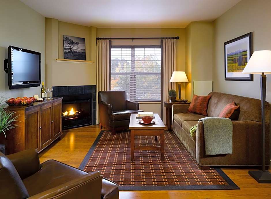 Green Mountain Suites Hotel