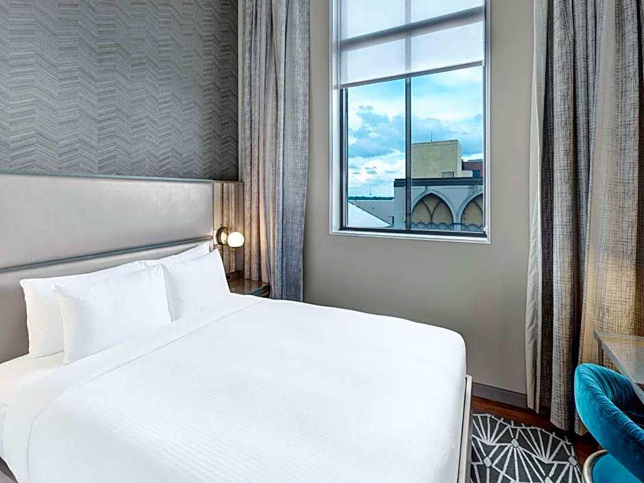 Tulsa Club Hotel Curio Collection By Hilton
