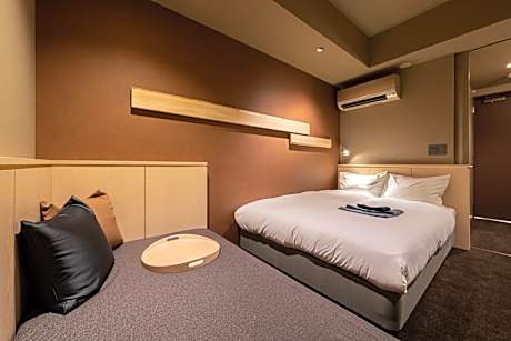 Comfort Double Room with Shower - Non-Smoking