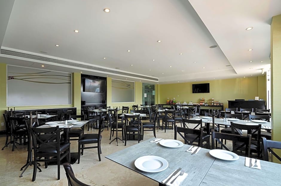 DoubleTree By Hilton Queretaro