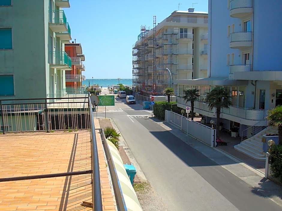 Hotel Marlisa Pier