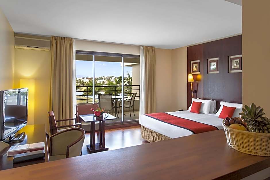 Ramada Hotel & Suites by Wyndham Noumea