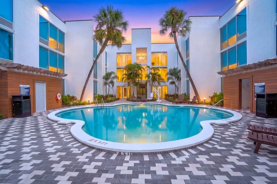 Tropical Palms Hotel