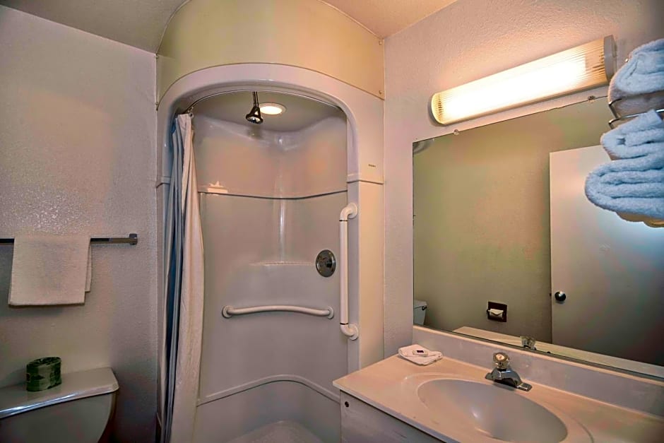 Motel 6-Reno, NV - West