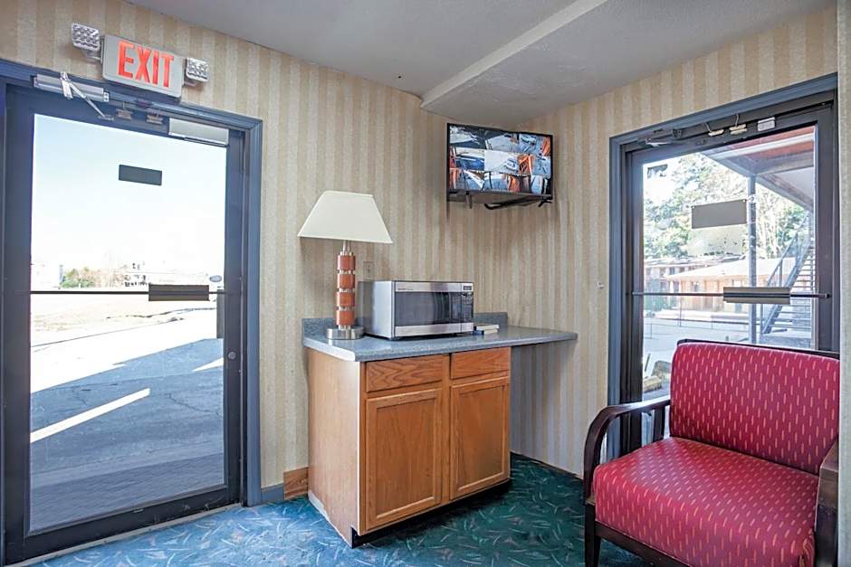 Southern Inn By OYO Walterboro I-95