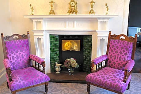 Deluxe Double Room with Sea View (2 adults)