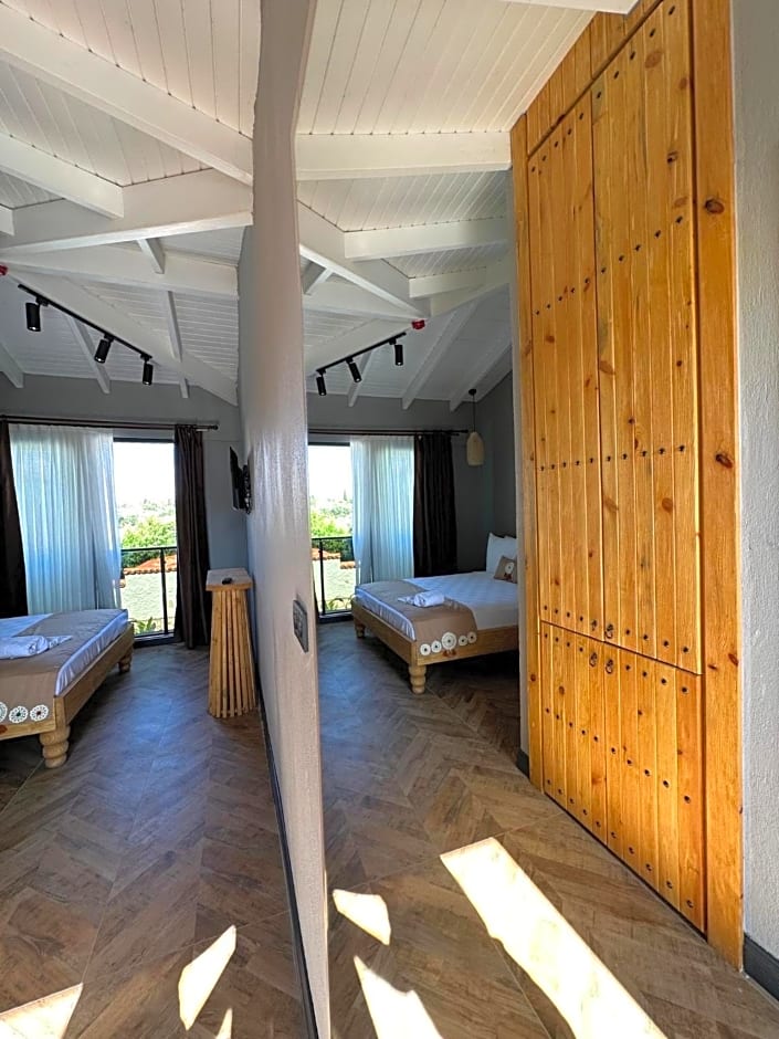 Trina Talles Hotel Alacati - Luxury Desing