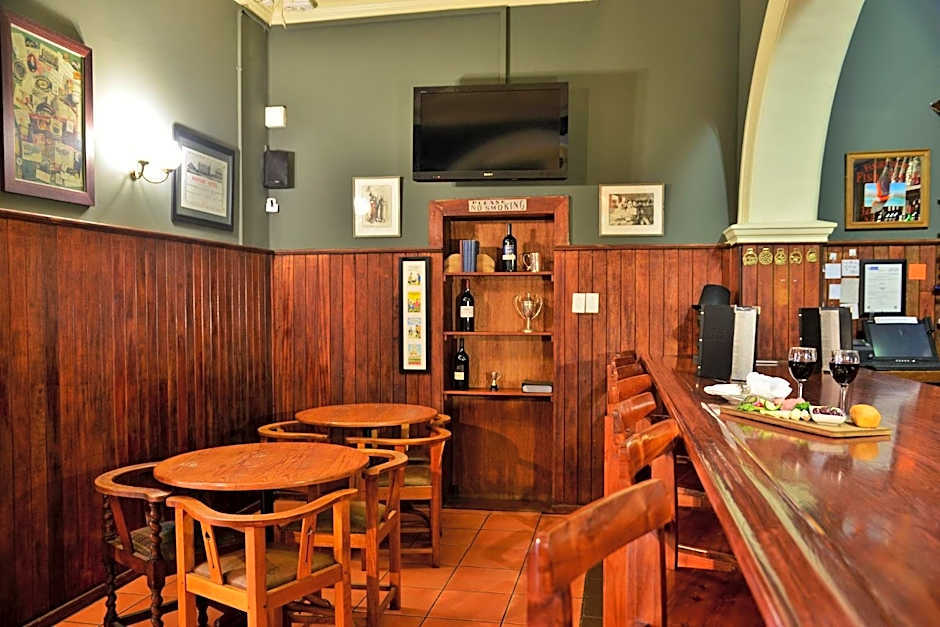 Swartberg Hotel, Cork Tree Collection