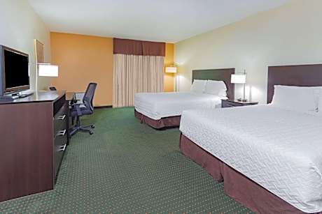 Superior Queen Room with Two Queen Beds - Non-Smoking