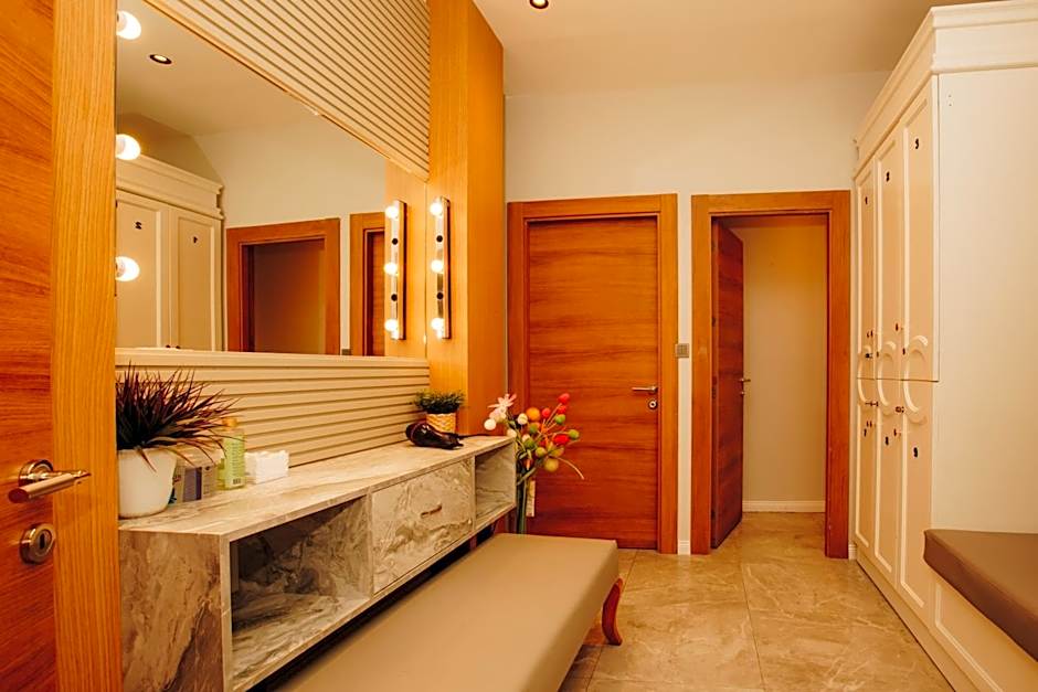 Double Bond Hotel Spa