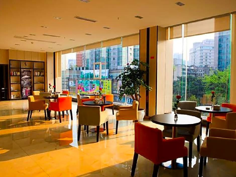 7 Days Premium Hotel Chongqing Yangjiaping Pedestrian Street Centre Branch