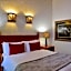 Cambalala - Luxury Units - in Kruger Park Lodge - Serviced Daily, Free Wi-Fi