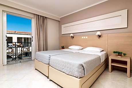 Standard Family Room