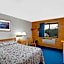 Super 8 by Wyndham Lake George/Warrensburg Area
