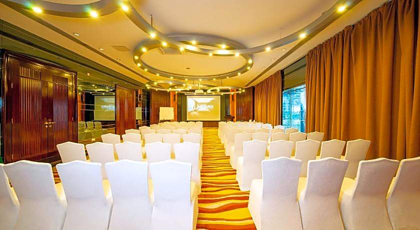 Grand International Hotel