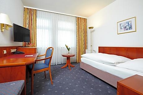 Comfort Single room with bedcouch