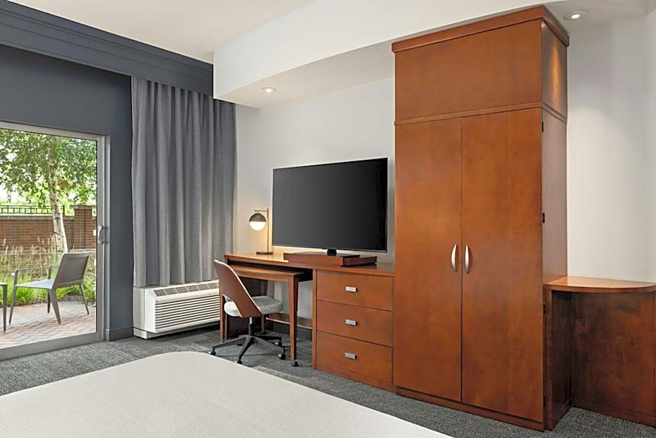 Courtyard by Marriott Minneapolis Maple Grove/Arbor Lakes
