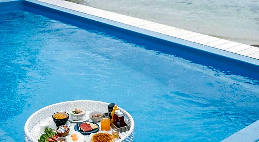 Casa De Lipe Pool Villa