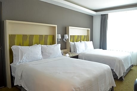 Room City View Two Double Beds