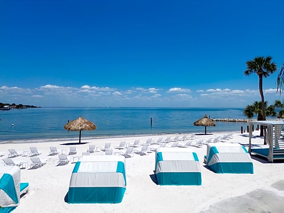 SkyBeach Resort